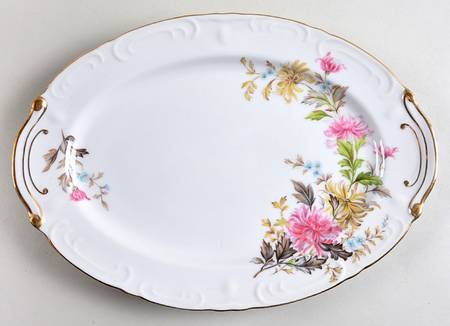 Chrysanthemum 12" Oval Serving Platter