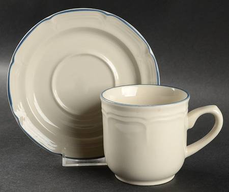 Country Heart Flat Cup & Saucer Set
