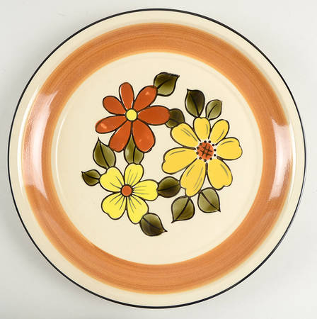 Daisy Vale Tan 12" Chop Plate (Round Platter)
