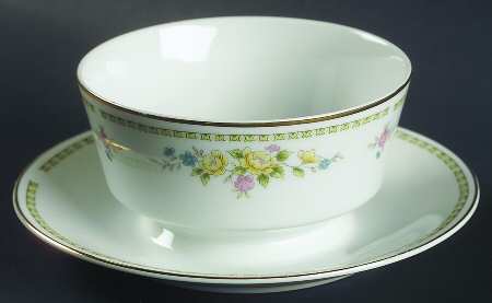 Dover Gardens Gravy Boat with Attached Underplate