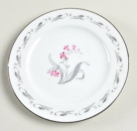 Elaine (Gray Leaf Band On Rim) Bread & Butter Plate