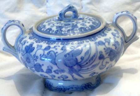 Flying Turkey Sugar Bowl & Lid