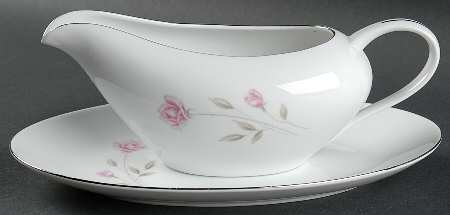 Georgiana Gravy Boat & Underplate