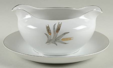 Harvest Song Gravy Boat with Attached Underplate