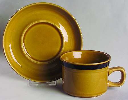 Honey Ginger Flat Cup & Saucer Set