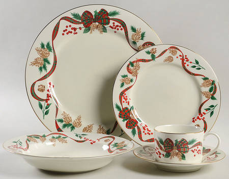 Holiday Tidings 5 Piece Place Setting