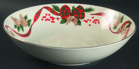 Holiday Tidings 9" Round Vegetable Bowl