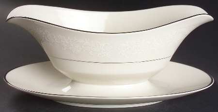 Ivory Fantasy Gravy Boat with Attached Underplate
