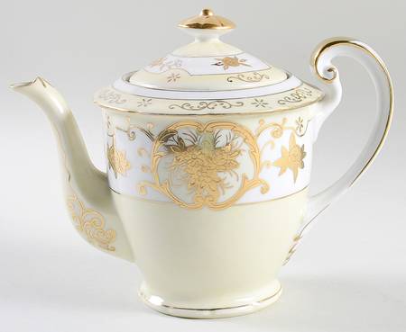 MOY13 Teapot & Lid