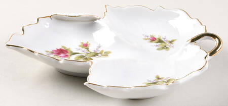 Moss Rose 7" Leaf Dish