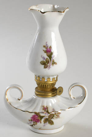 Moss Rose Oil Lamp & Globe by Japan