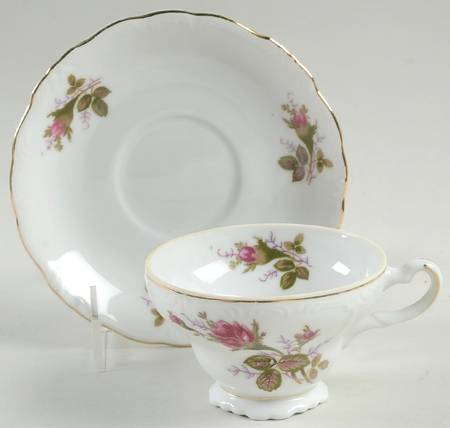Moss Rose Footed Cup & Saucer Set