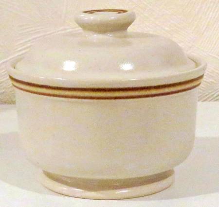 Nutmeg Sugar Bowl & Lid