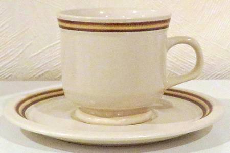 Nutmeg Footed Cup & Saucer Set
