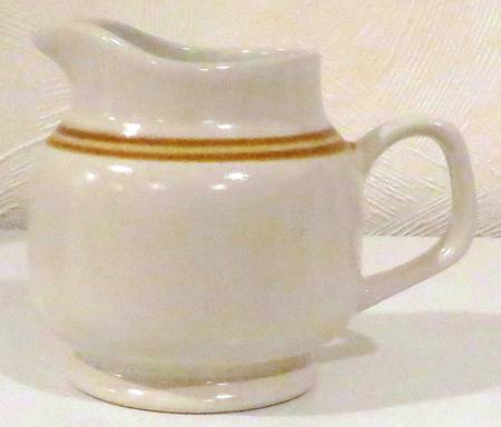 Nutmeg Creamer