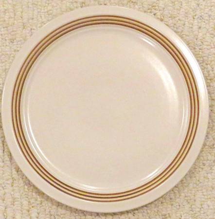 Nutmeg 12" Chop Plate (Round Platter)