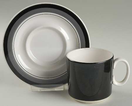 Onyx Flat Cup & Saucer Set