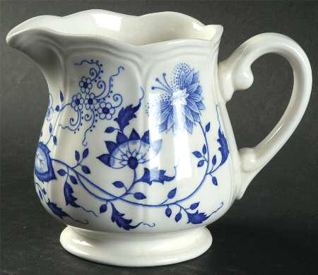 Oriental Onion Creamer