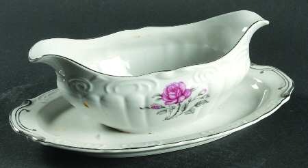 Queen Rose Gravy Boat with Attached Underplate