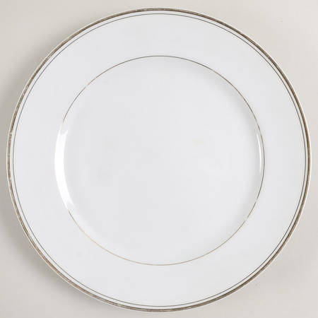 Royale Aurum Luncheon Plate