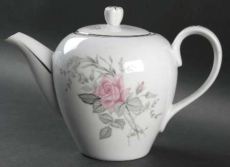 Rose Bouquet (Coupe) Teapot & Lid