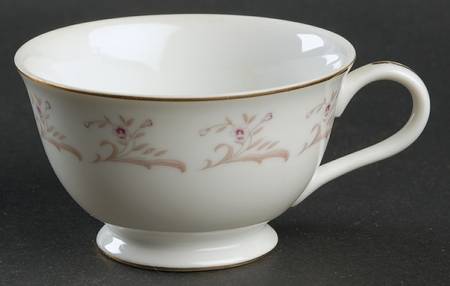 Rosalyn Footed Cup