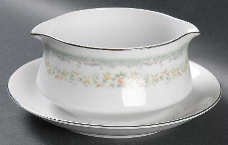 Roseville Gravy Boat with Attached Underplate
