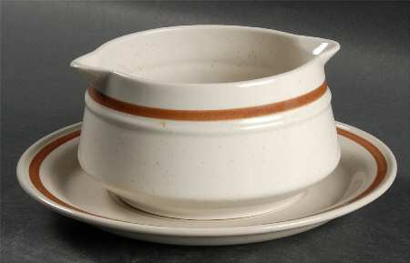 Sanibel Gravy Boat & Underplate