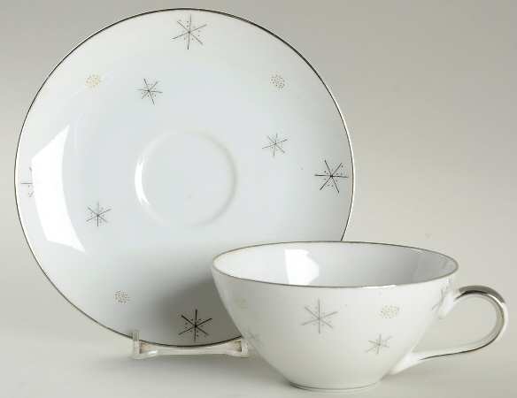Snowflake Flat Cup & Saucer Set