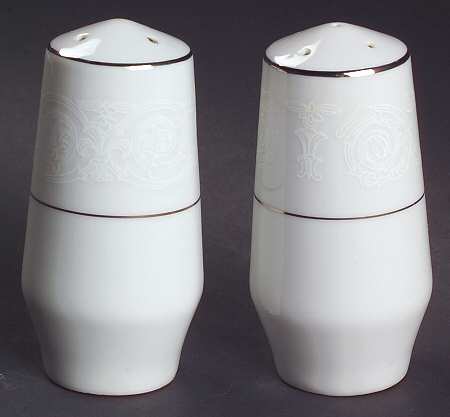 Salt & Pepper Set