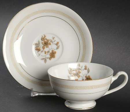 Tina Footed Cup & Saucer Set