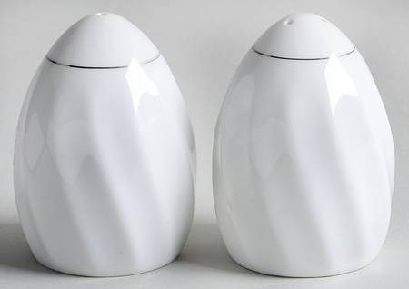 Trellis Salt & Pepper Set