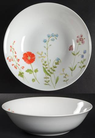 Celeste 9" Round Vegetable Bowl