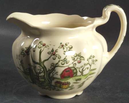 Apple Harvest Creamer