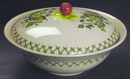 Arbor Round Covered Vegetable