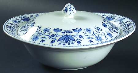 Ashford Blue Round Covered Vegetable