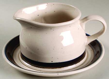 Bahia Gravy Boat & Underplate