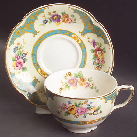 Belgravia Flat Cup & Saucer Set