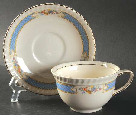 Belvedere Flat Cup & Saucer Set