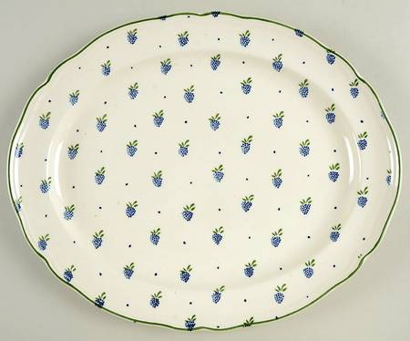 Berries 13" Oval Serving Platter