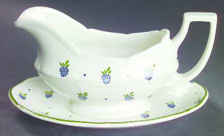 Berries Gravy Boat & Underplate/Relish