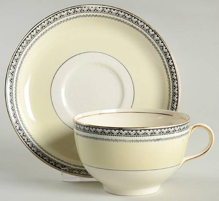 Blackwood Flat Cup & Saucer Set