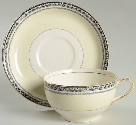 Blackwood Flat Cup & Saucer Set