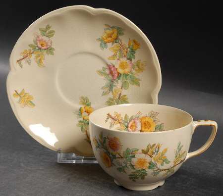 Buttercup Flat Cup & Saucer Set
