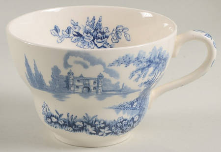 Castle On The Lake Blue Oversized Cup