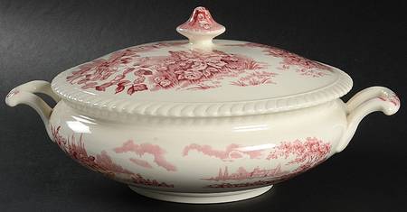Castle On The Lake Pink Red Round Covered Vegetable