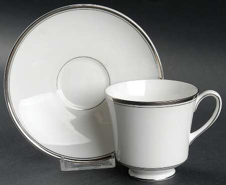 Carlyle Footed Cup & Saucer Set