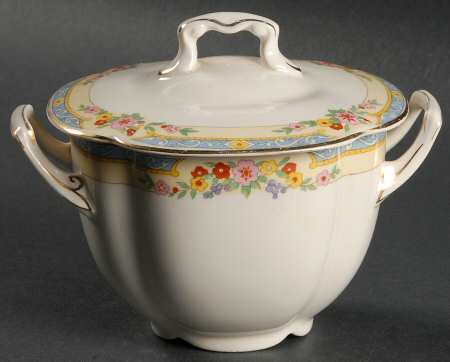 The Cambridge (Scalloped) Sugar Bowl & Lid
