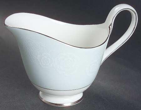 Candlelight Creamer
