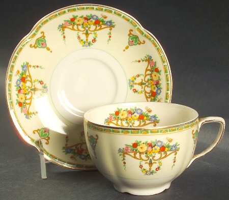 The Cavendish Flat Cup & Saucer Set
